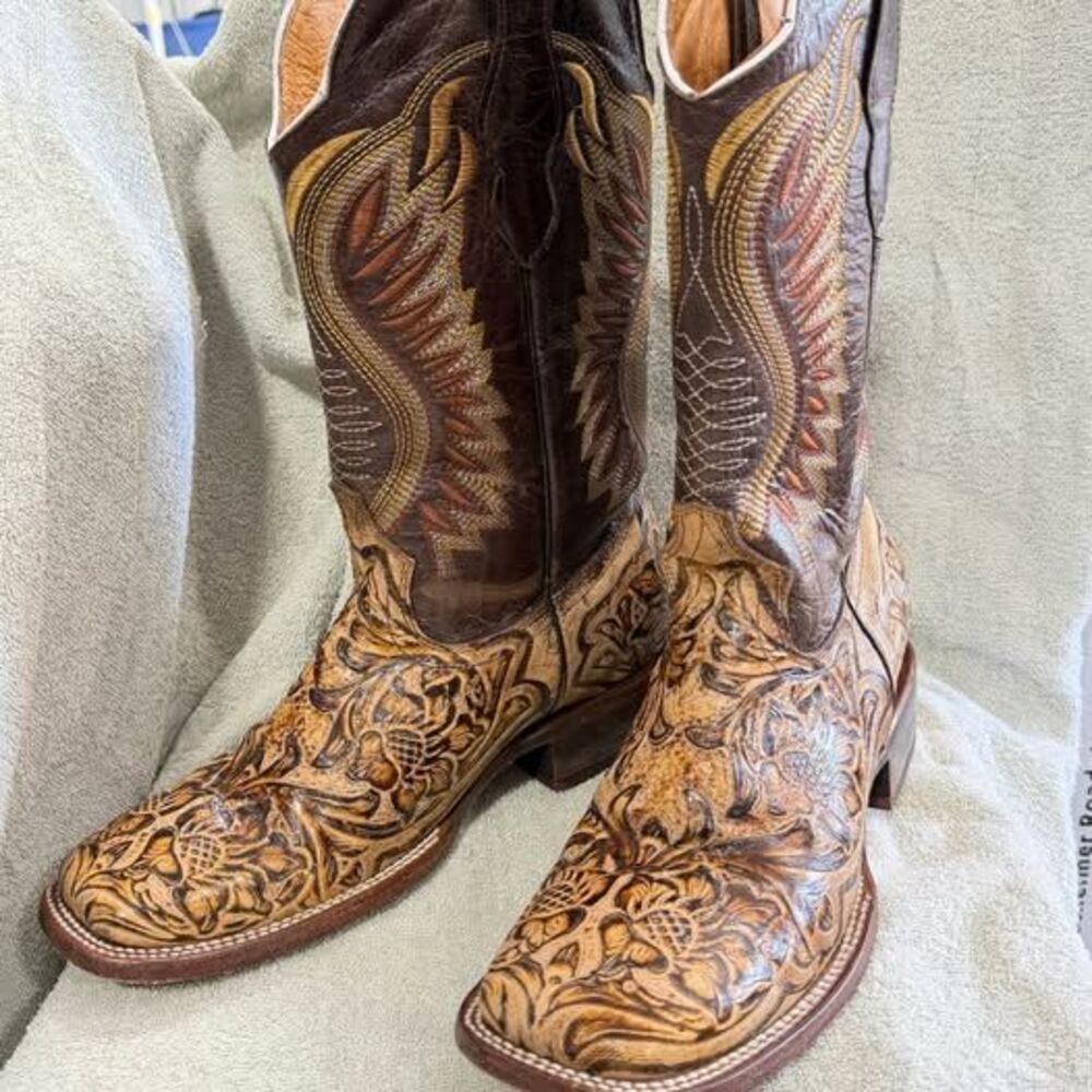 Elliot Western Boots Tooled Size 8